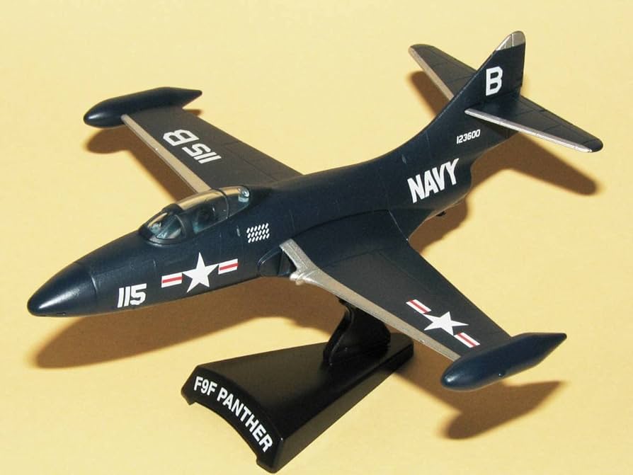 Amazon.co.jp: 1/100 グラマンF9Fパンサー デルプラド 世界の
